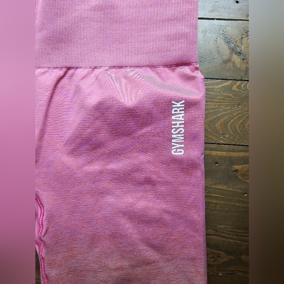 Gymshark Adapt Ombre Seamless Shorts - Picture 4 of 8